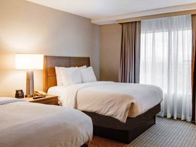 Hotel Embassy By Hilton Columbus Dublin